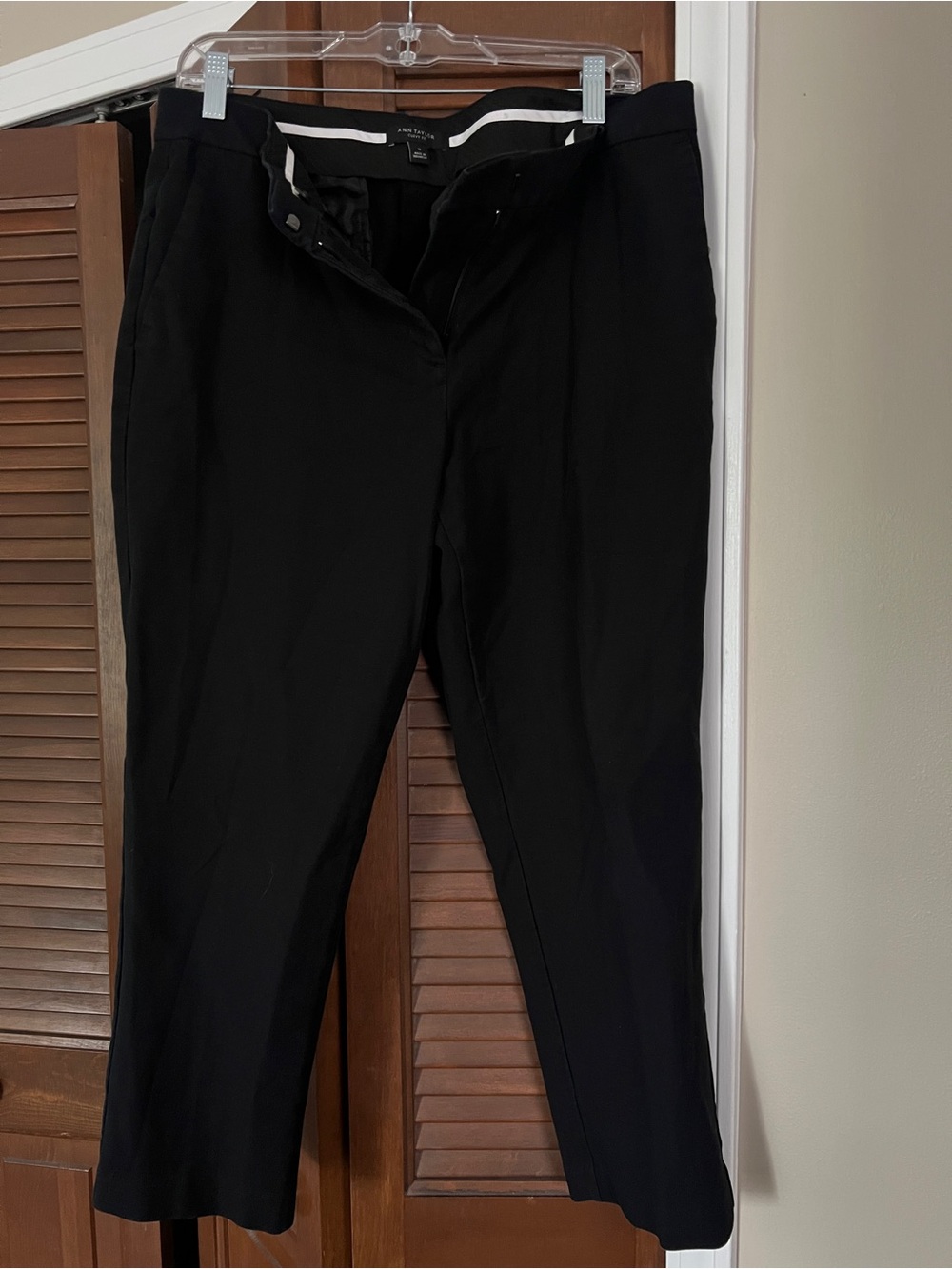 Ann Taylor curvy fit black dress pant size 12